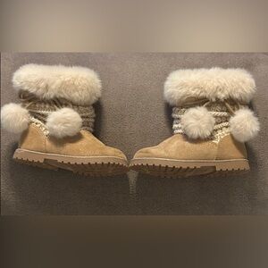 Toddler girls boots. Size 7